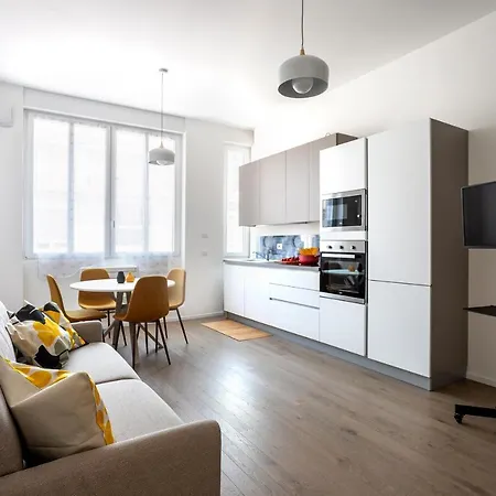 Navigli - Center Modern Suite, Fast Wi-fi & Tram Appartamento Milano