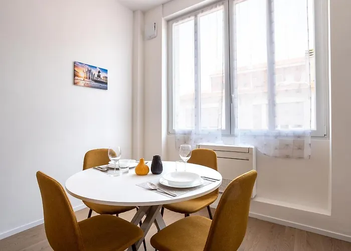 Apartmán Navigli - Center Modern Suite, Fast Wi-fi & Tram
